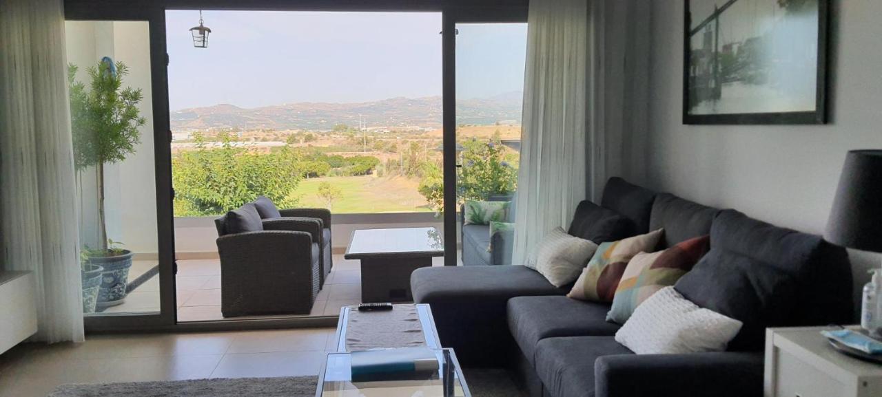 Baviera Hills Holiday Apartment Caleta de Vélez Eksteriør billede
